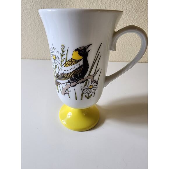 FRED ROBERTS VTG Made in Japan Footed Colorful Bird 8oz Coffee Mugs set of 4 - Picture 9 of 11